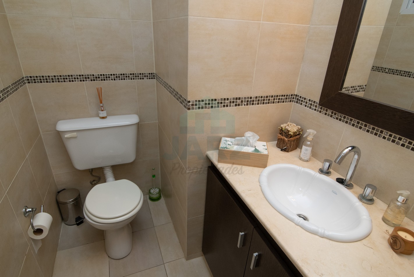 VENTA CASA QUINTA EN RANELAGH CON PARRILLA PARQUE 