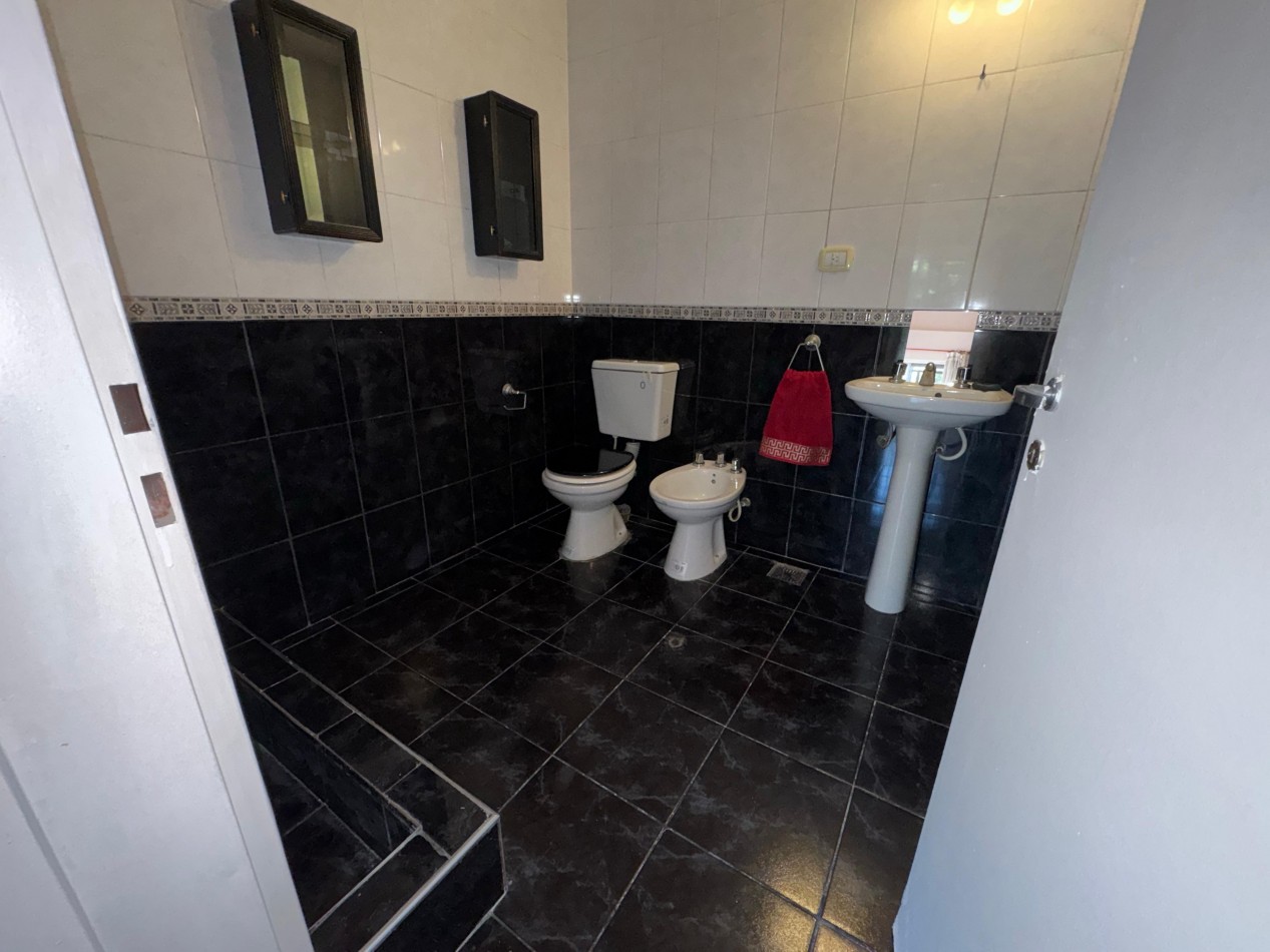 VENTA DEPARTAMENTO CON COCHERA EN EZPELTA
