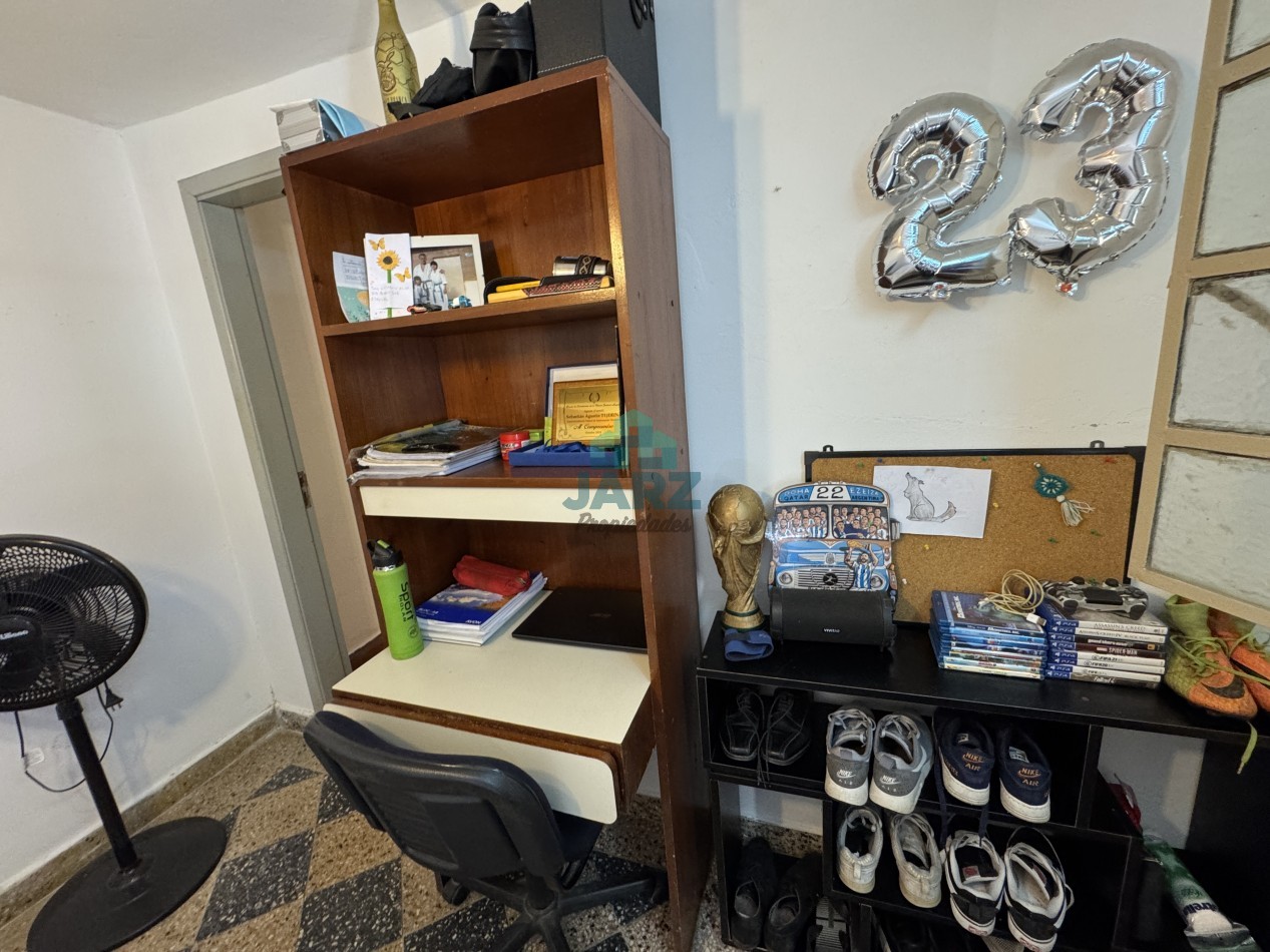 VENTA EN QUILMES - DOS CASA EN UN MISMO LOTE 