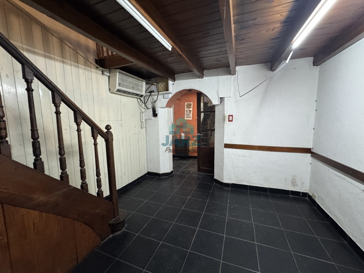 Venta de PH en Constitucion - 4 ambientes y terraza - Sin expensas