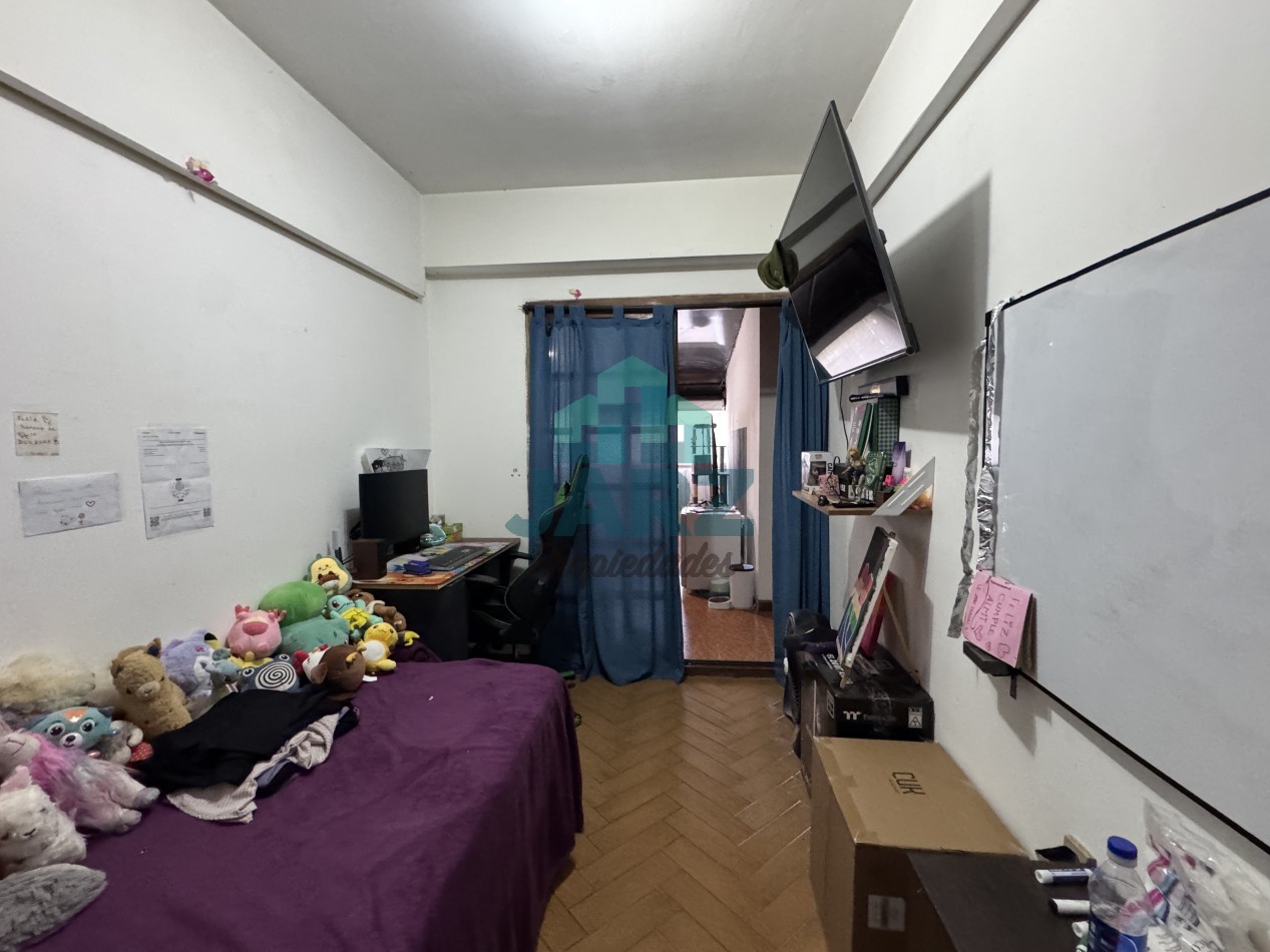 RETASADO!! Departamento de 3 dormitorios Av mitre Avellaneda