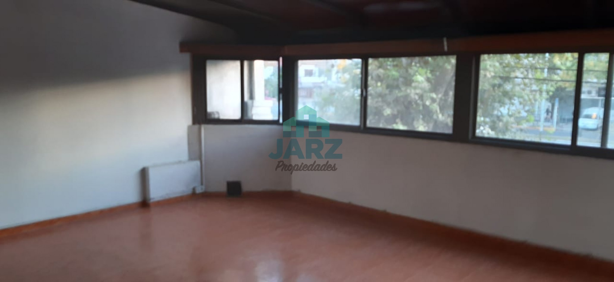 RETASADO!! Departamento de 3 dormitorios Av mitre Avellaneda