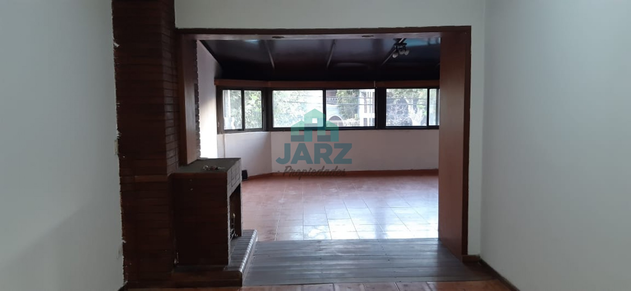 RETASADO!! Departamento de 3 dormitorios Av mitre Avellaneda